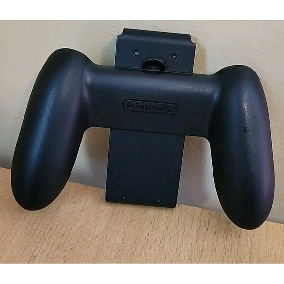 Nintendo Switch Black Grip Comfort Grip for Joy-Con Preowned HAC-011 - Picture 2 of 3